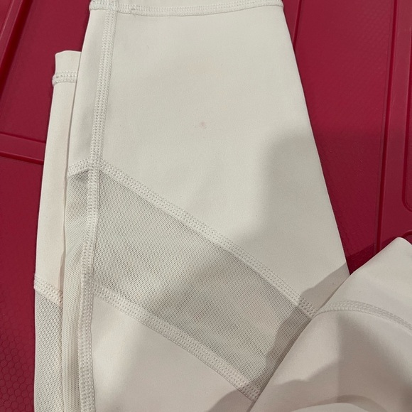 Athleta Med light pink NWOT, so comfortable and soft. - Picture 10 of 11